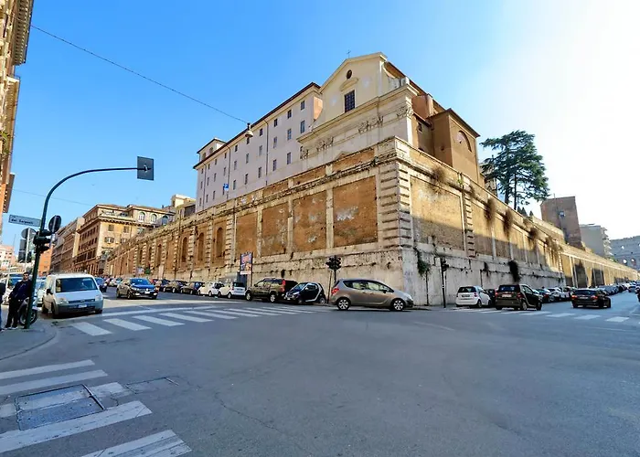 Cozy Fabia 300 Mt From Colosseum * Rom